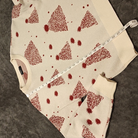 SHEIN holiday sweater - Picture 4 of 6